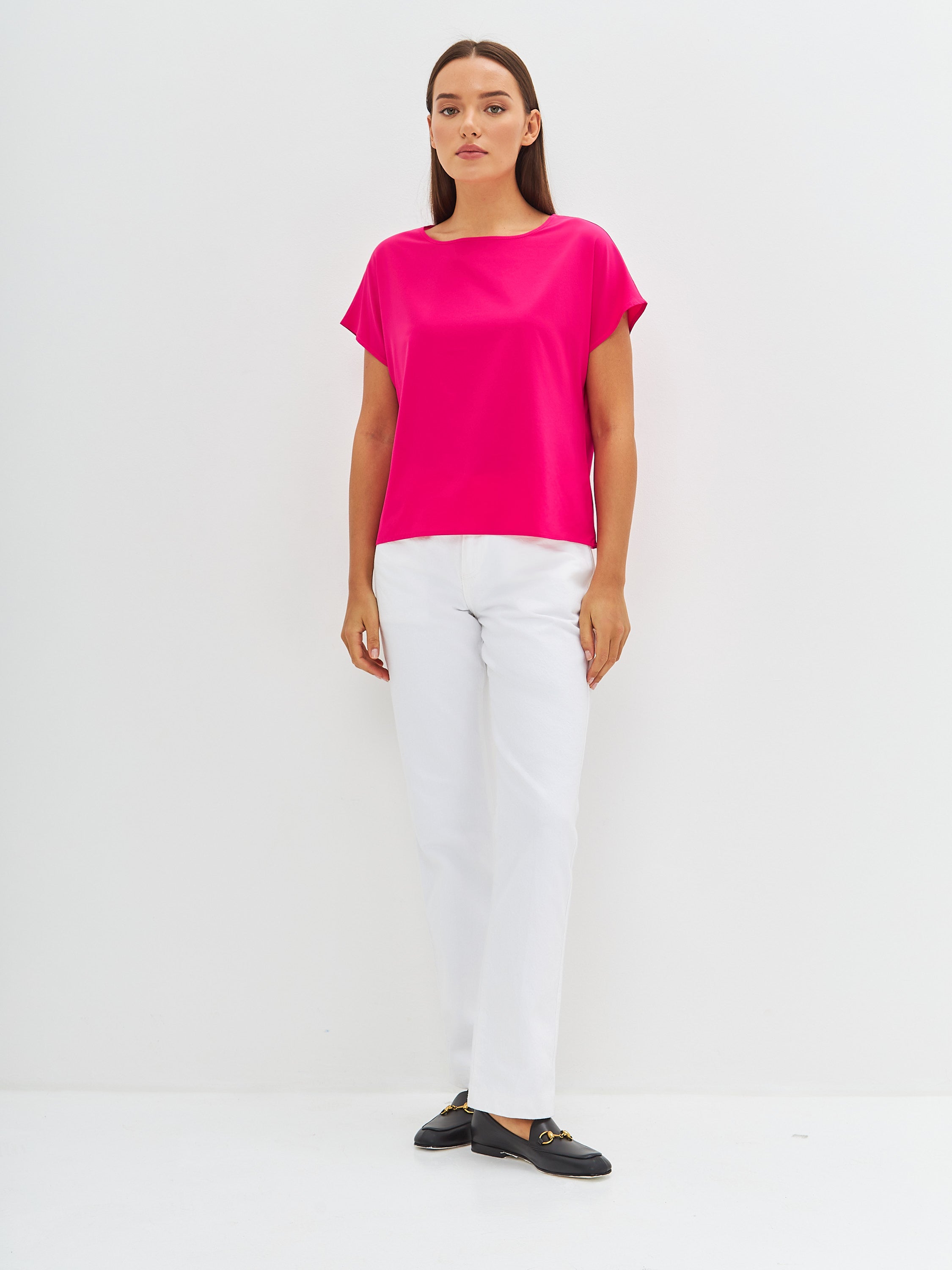 Short-sleeve blouse