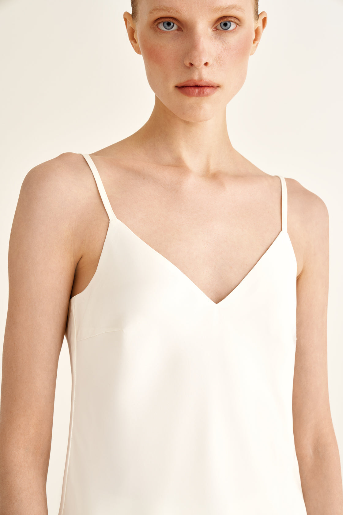 TOP NUDE