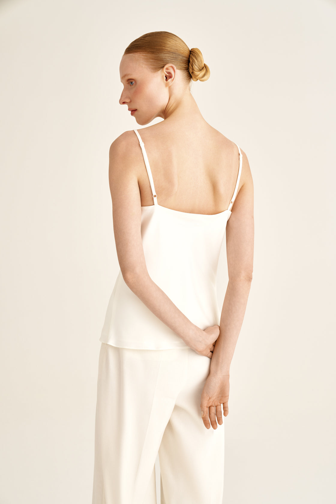 TOP NUDE